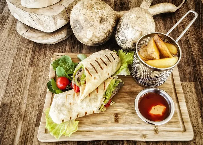 Gumus 보즈자아다